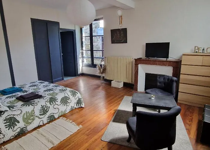 Chambre Dans Maison De Ville - 2 Personnes